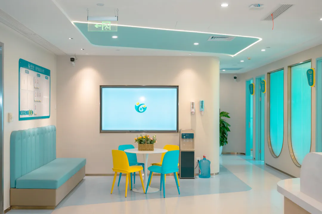 1720406782945906.png 640.webp (2).png